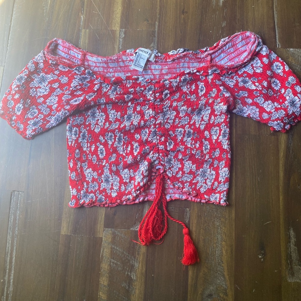 Forever 21 Women’s Off the Shoulder Crop Top